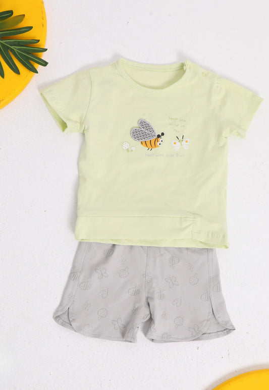 A charming baby girl's pajama set designed for ages 9 to 18 months.1081