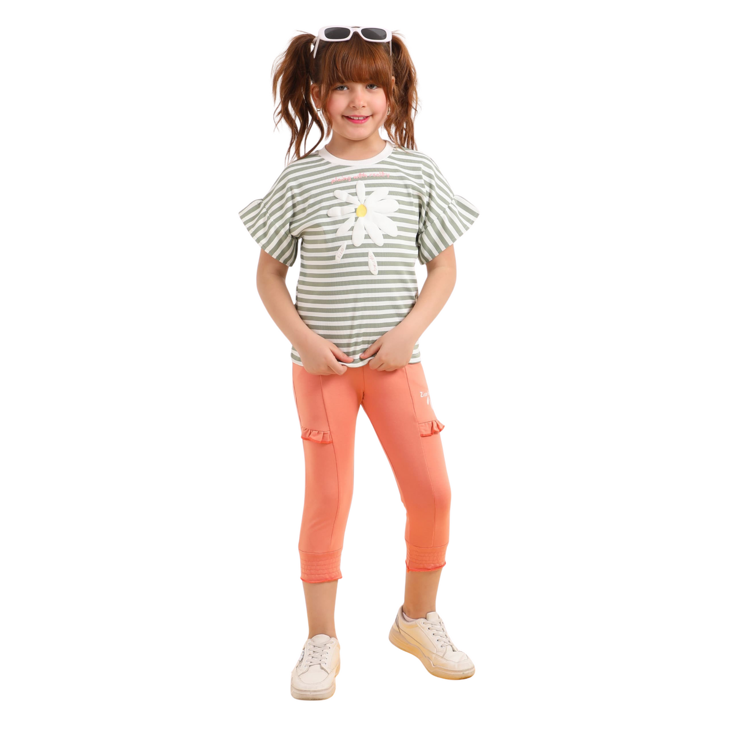 This children's pajama set is designed for ages 6 to 12 years and is made from 100% cotton 743