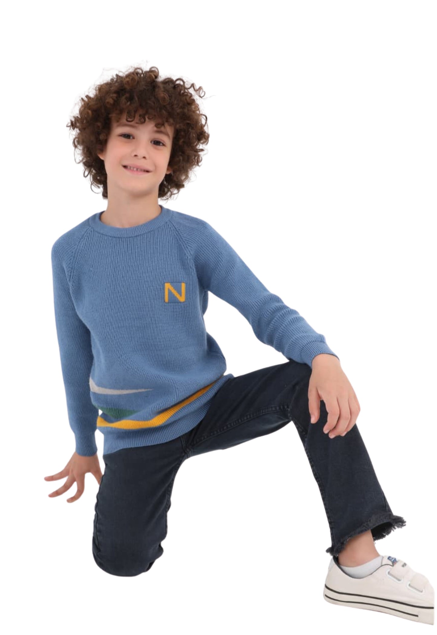 بلوفر أولادي تريكو بتفاصيل ملونة (211)