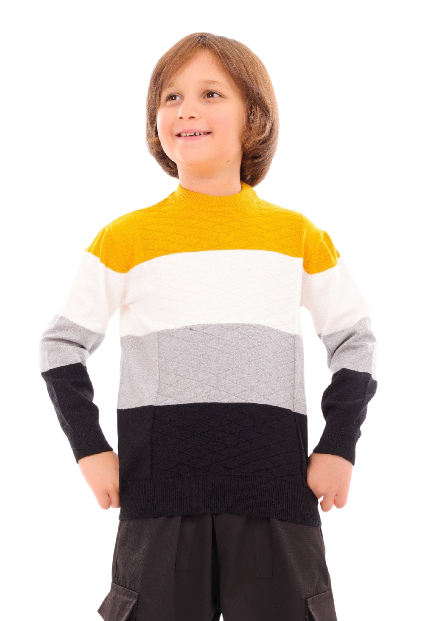 بلوفر أولادي تريكو بخطوط عرضية وألوان متدرجة (327)