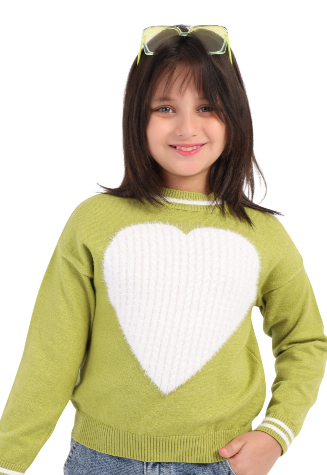 Girls' winter knitted sweater with a heart design (261)