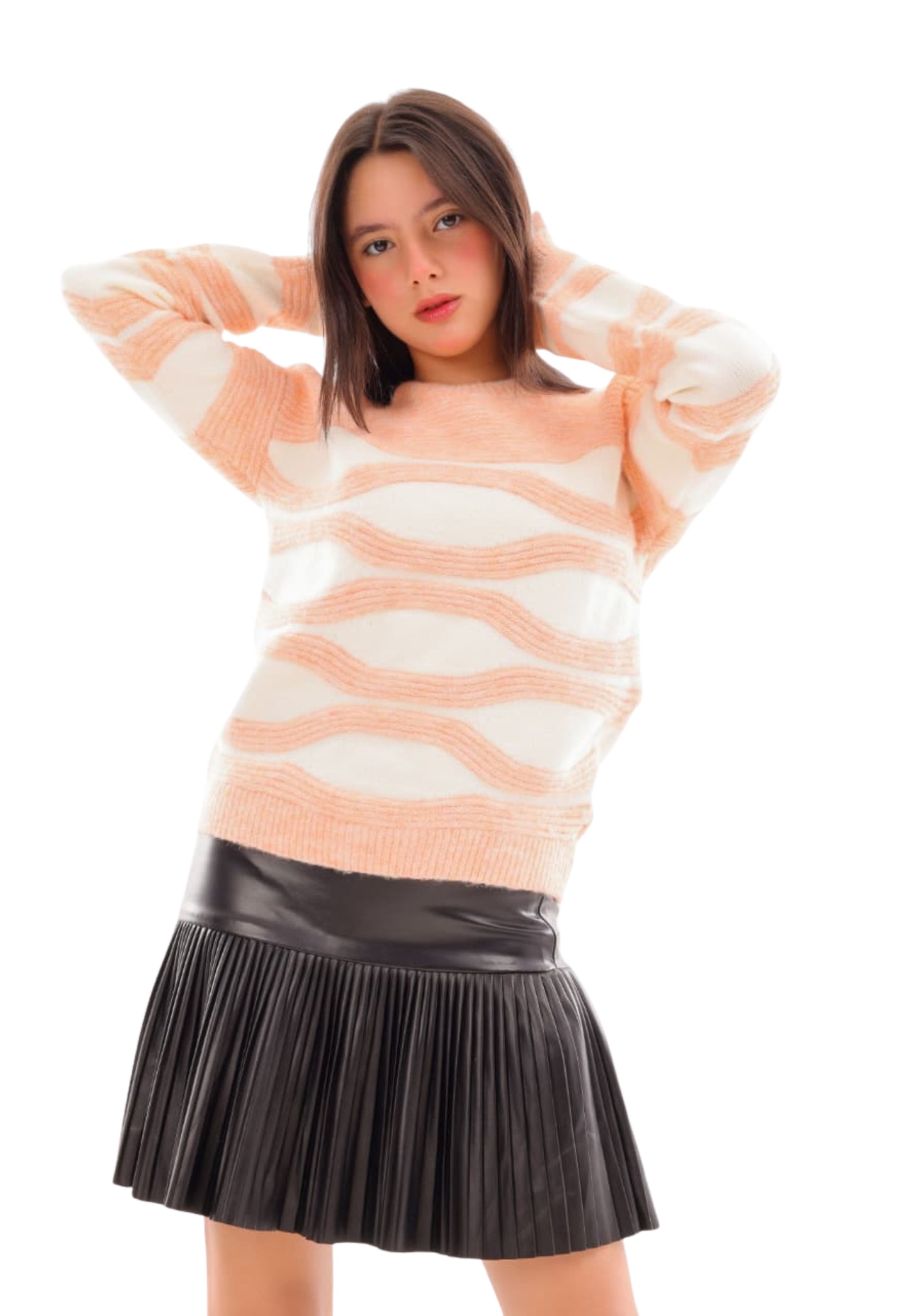 Girls' knitted pullover with a modern wavy pattern (378)
