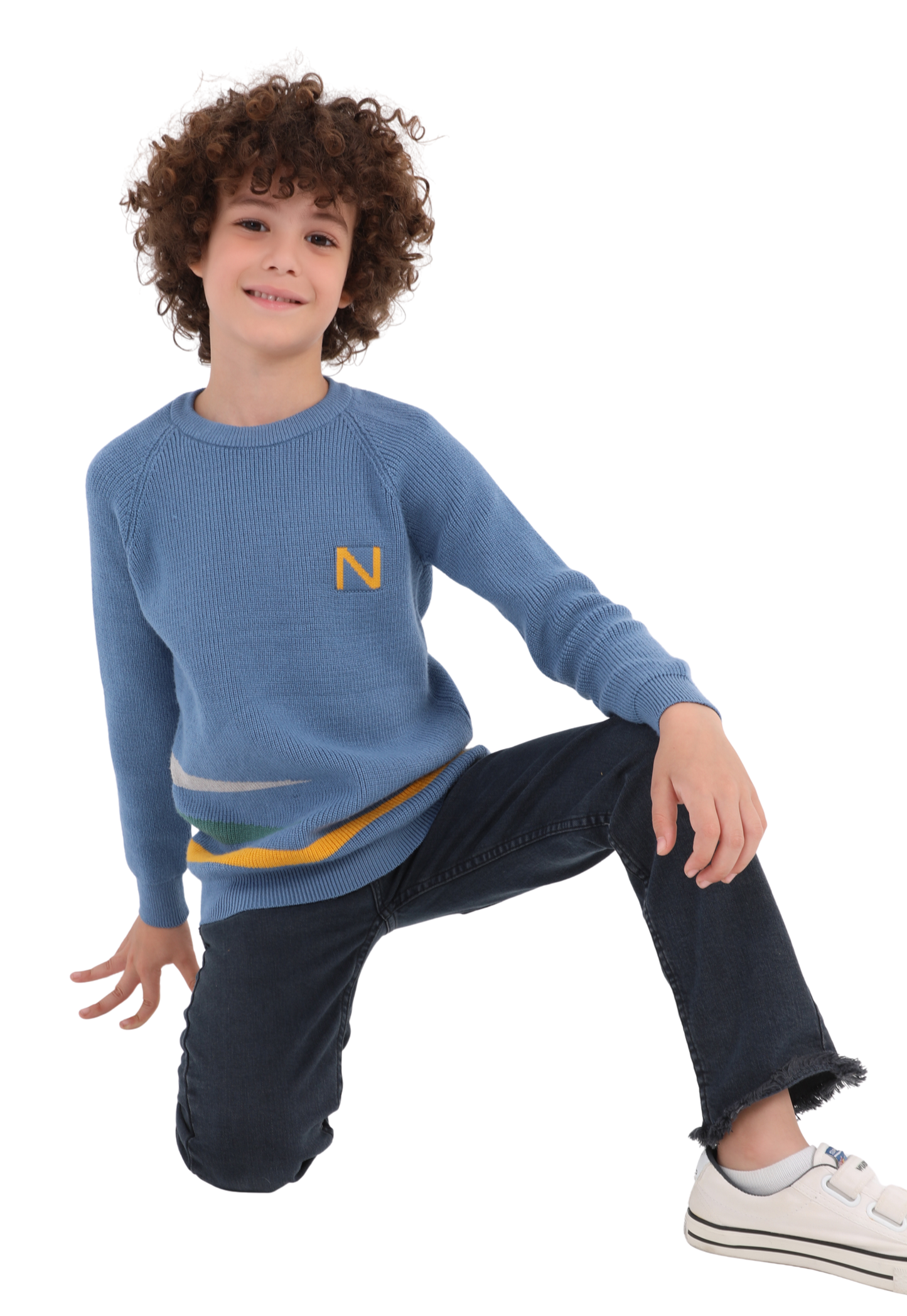 Boys' knitted sweater with colorful details (211)