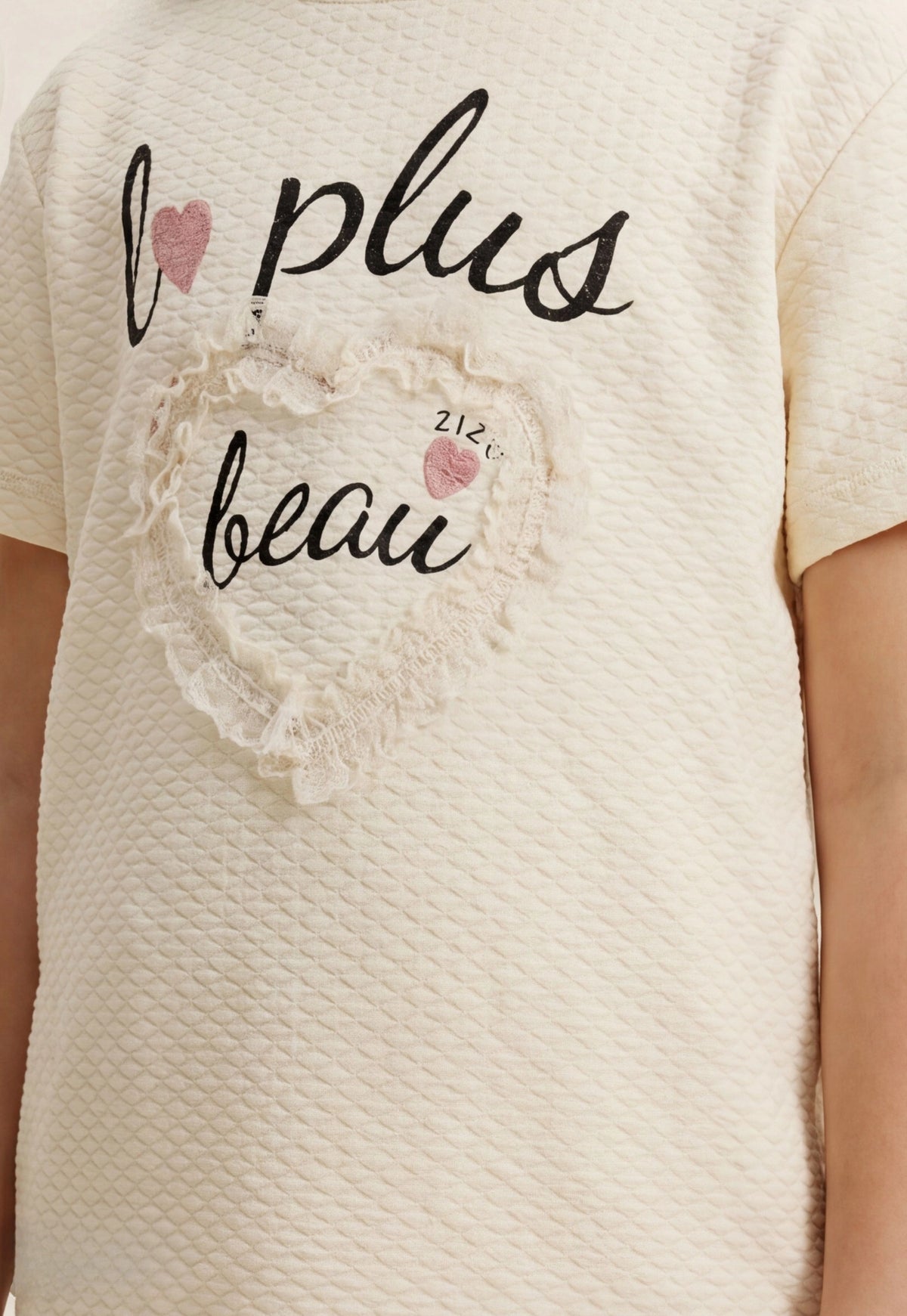 طقم بناتي صيفي قطعتين قطن %100 (L Plus Beau)