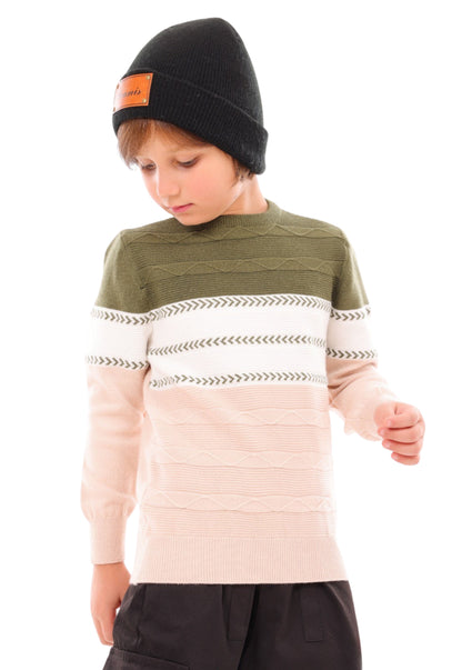 Boys' knitted pullover with a three-color design and geometric pattern (325)