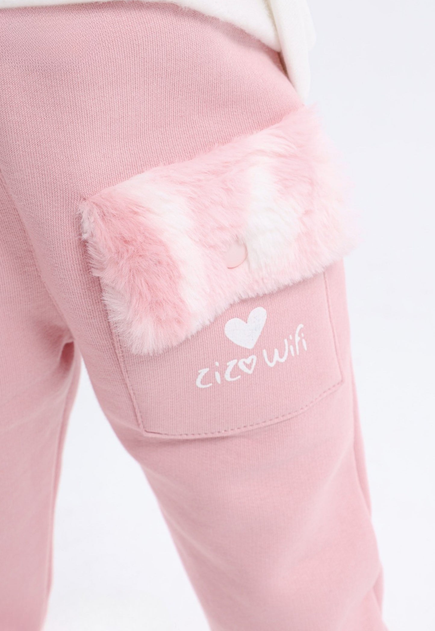 بيجاما بناتي فرو صناعي من 3 قطع (807)